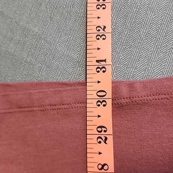 Torrid Soft Knits Sz 2  Mauve Fringe Top - Picture 8 of 8